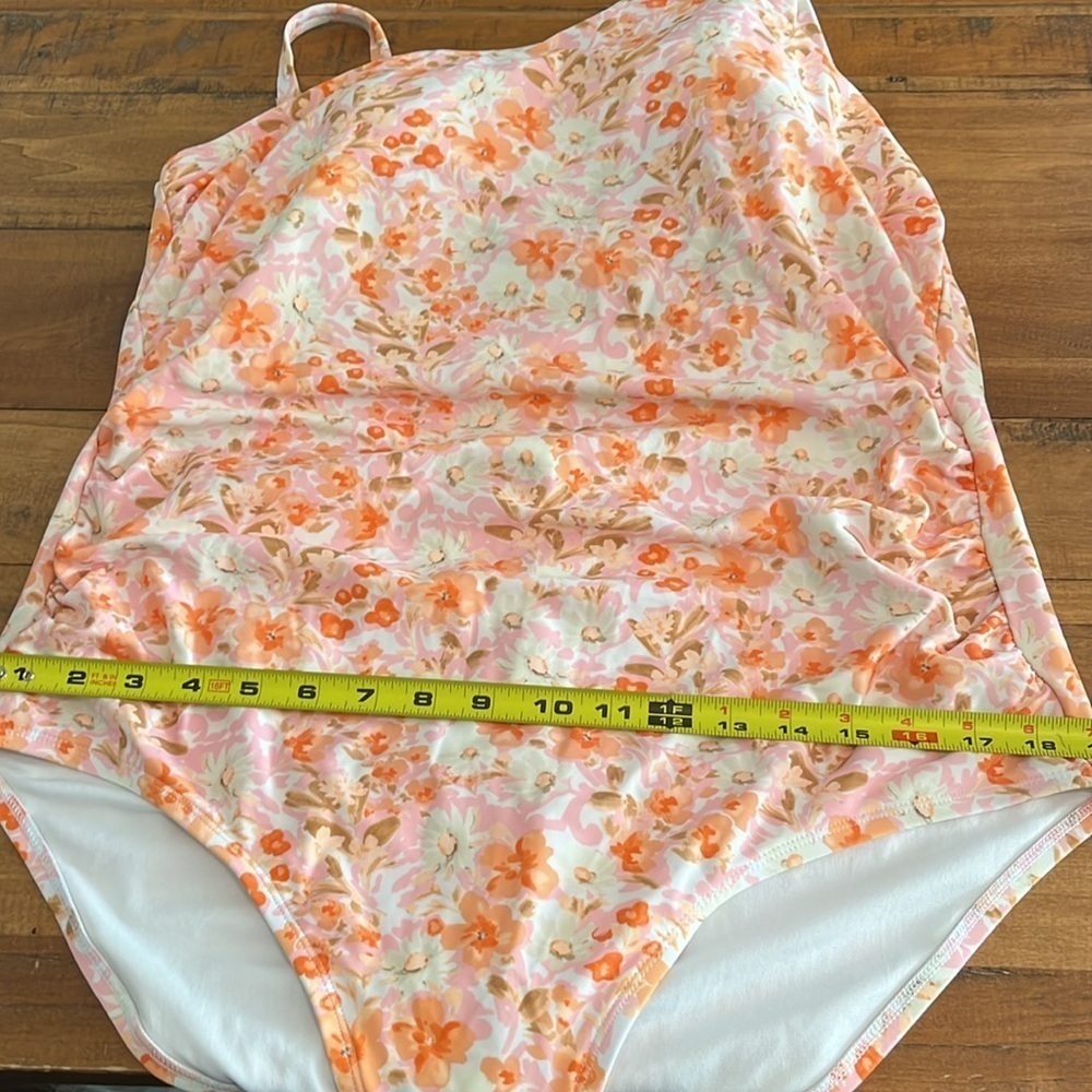 Kona Sol one piece swim suit, size 20 W - Picture 5 of 6